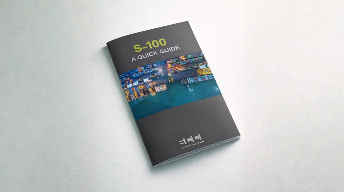 ECC Guide S-100 placed on a desk.